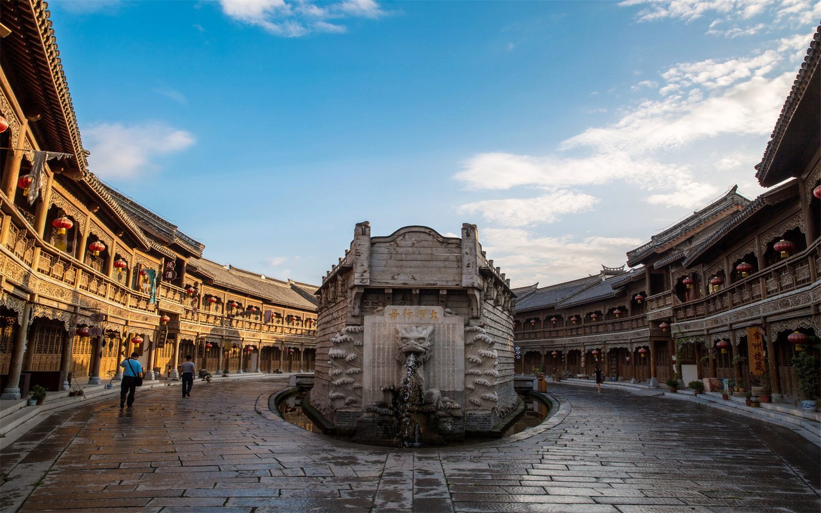 Day 9: Immerse in Shangri-La's Tibetan Culture